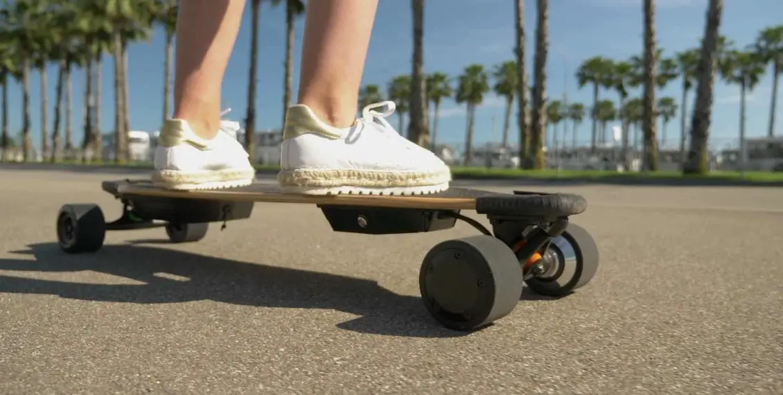Can You Brake While Using an Electric Skateboard?