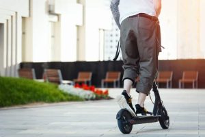 Is An Electric Skateboard Better Than A Scooter?