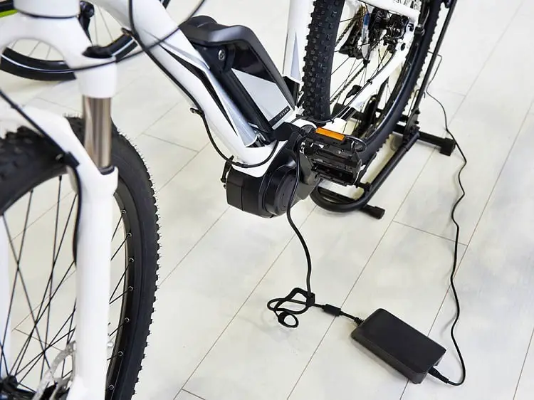 Battery power of a folding electric bike